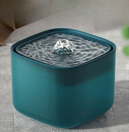 Petora99 Compact Cat Water Fountain — Fresh Water, Small Footprint